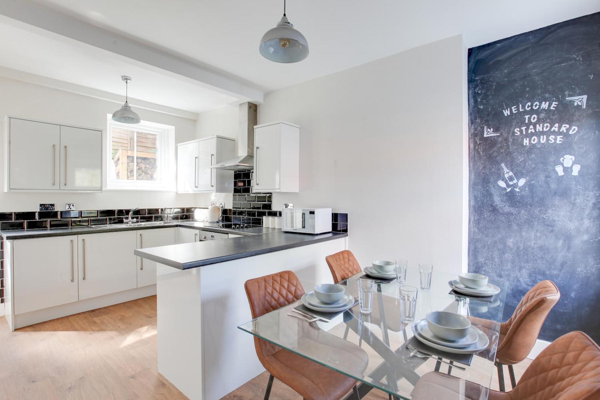 Cosy 3 Bedroom House With Free Parking And Wifi Hythe  Exterior foto